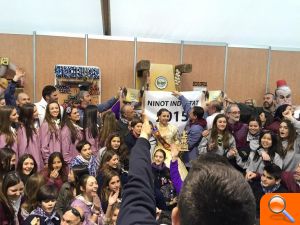 La falla Almirante Cadarso logra el "Ninot Indultat" de 2015 con "La Cocina de la Abuela" - (foto 2)